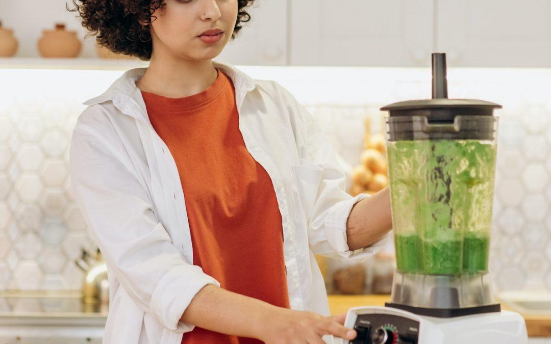 woman-detoxing