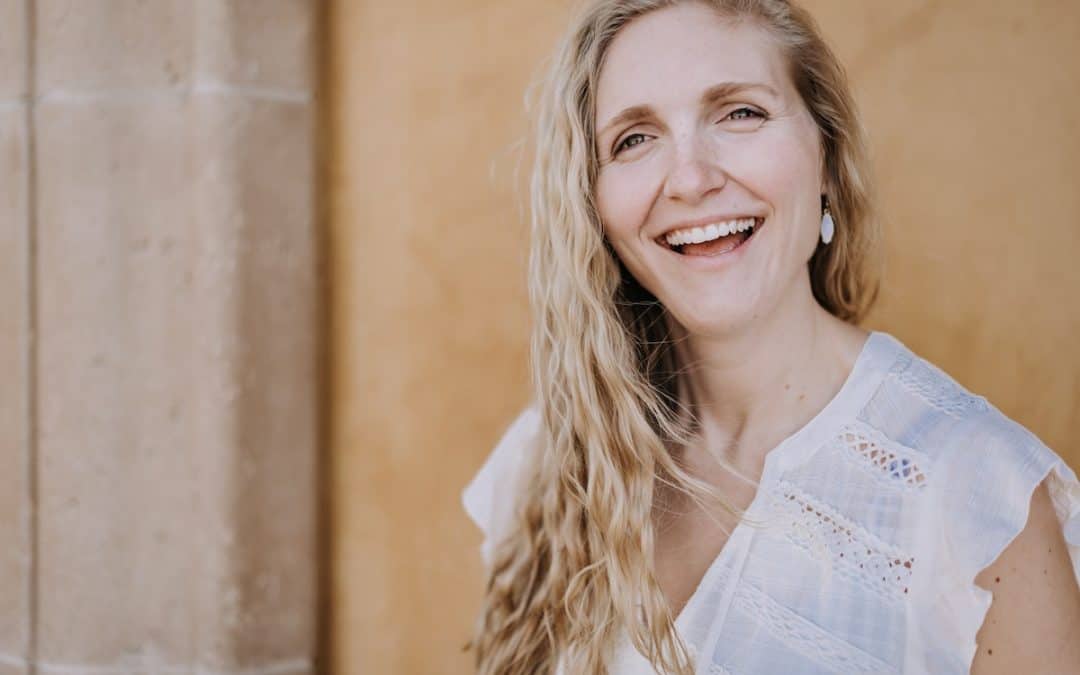 How To Lose Weight & Transform Your Life With The 80/20 Rule