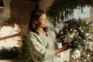 holiday-checklist-manage-weight-symptoms