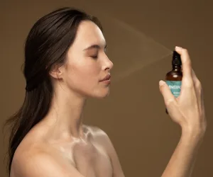 Ananda-H₂O-Ultra-Hydrating-Calming-Mist